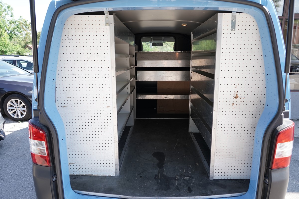 Volkswagen Transporter T5 2,0 TDI