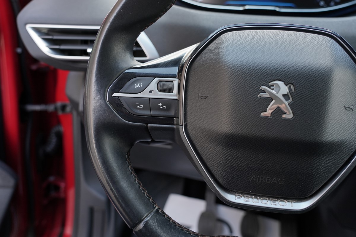 Peugeot 3008 1,6 BlueHDI
