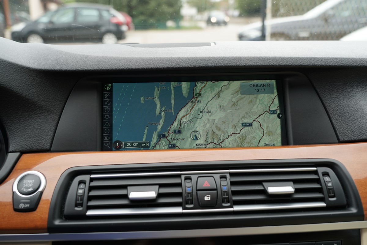 BMW
 5-Series 530D XDRIVE