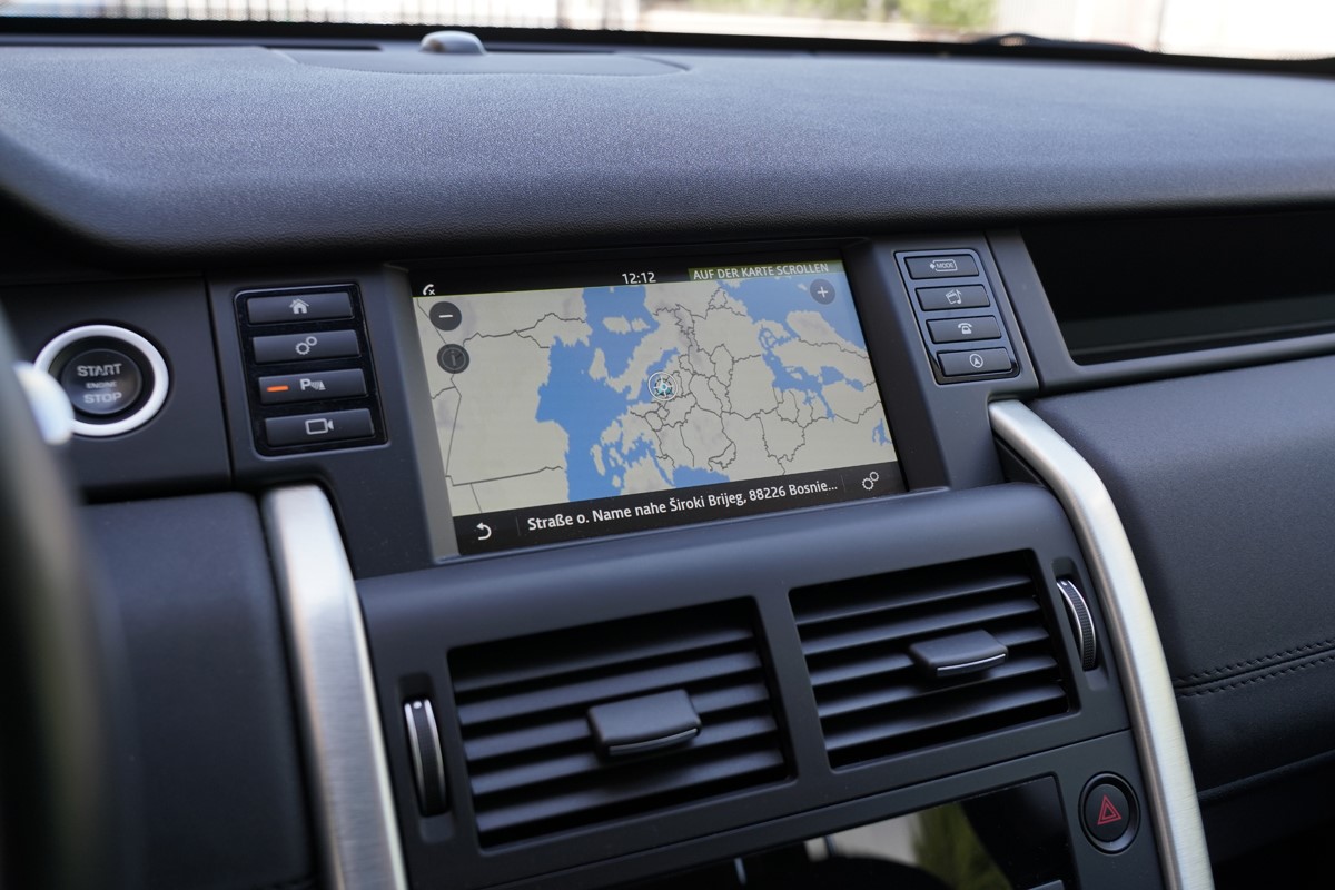 Land Rover
 DISCOVERY 2,0 SPORT DIESEL