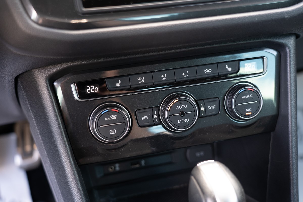 Volkswagen Tiguan
 2,0 TDI 4Motion