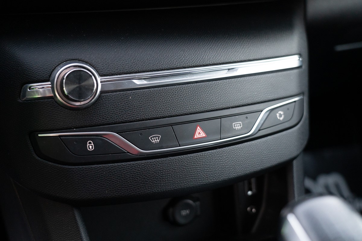 Peugeot 308 1.6 BlueHDI