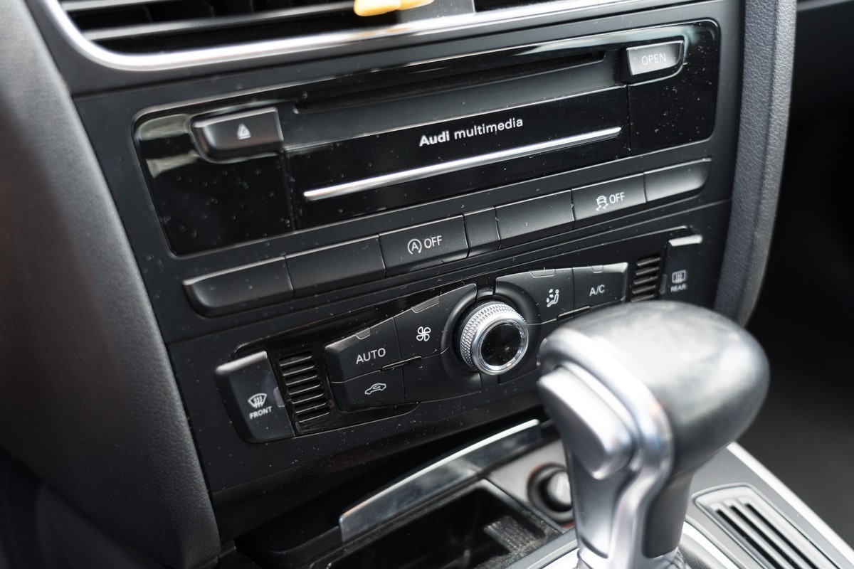 Audi A4
 2.0 TDI Quattro