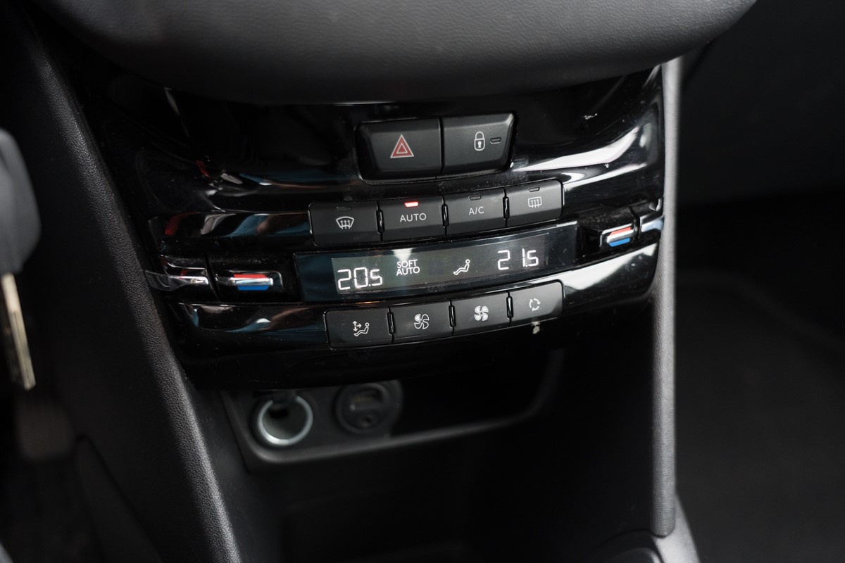 Peugeot 208 1.4 BlueHDI