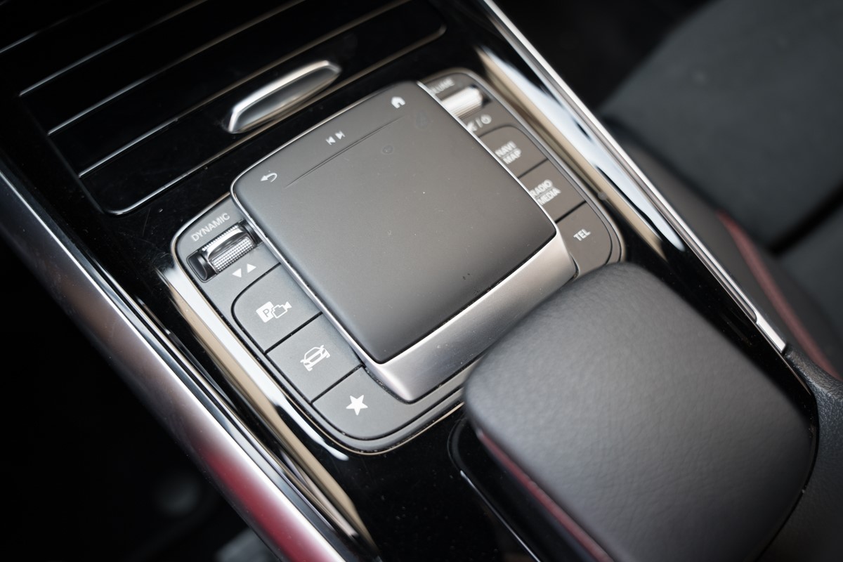 Mercedes-Benz GLA 200 D AMG