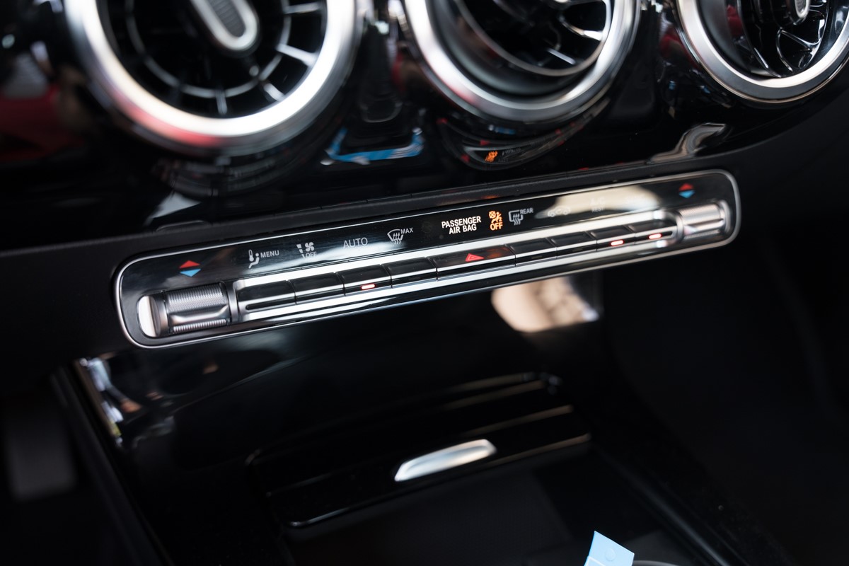 Mercedes-Benz CLA-Class 200 D