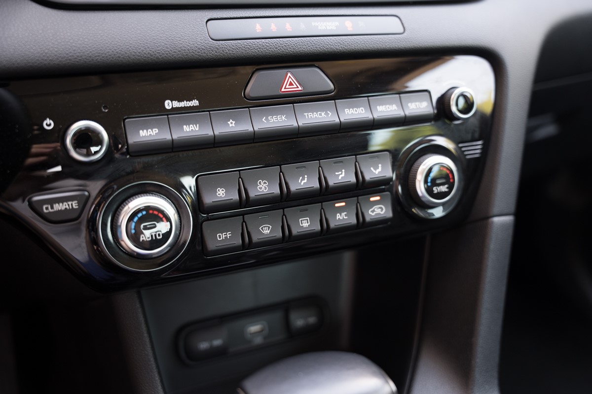 Kia
 Sportage 
 1.6 CRDI