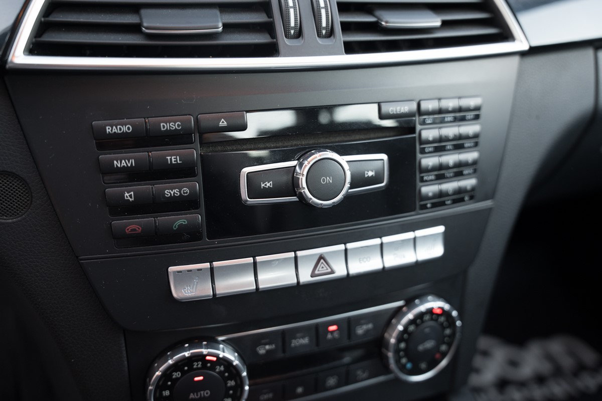 Mercedes-Benz C-Class
 180 CDI