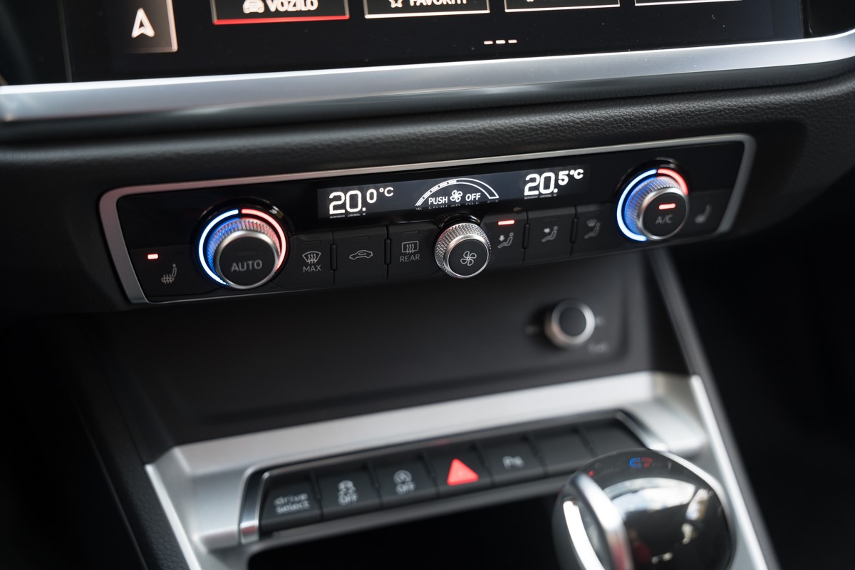 Audi Q3 40 TDI S line QUATTRO