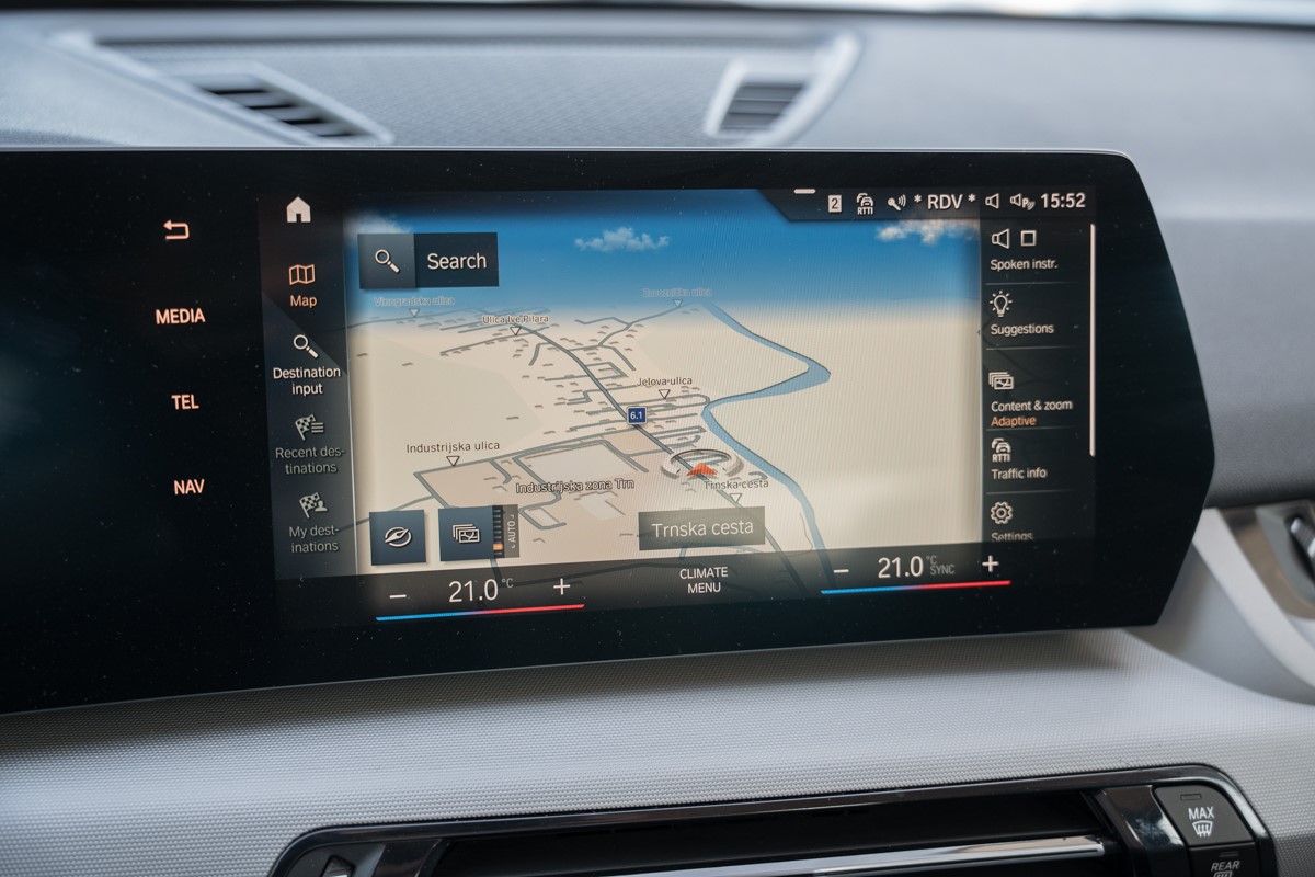 BMW
 X1 18 d sDrive