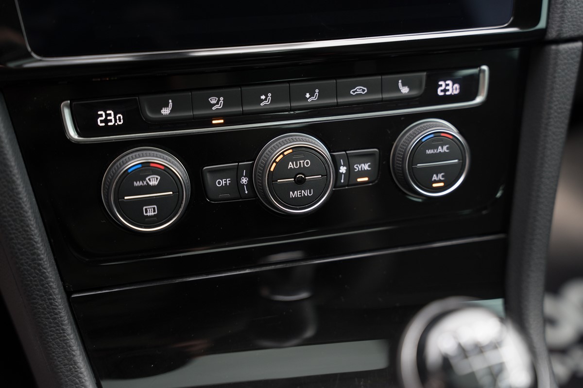 Volkswagen Golf 1.5 TSI