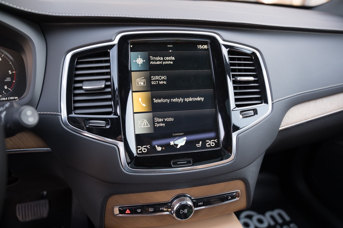 Volvo
 XC90 
 2.0 D B5 AWD Inscription 