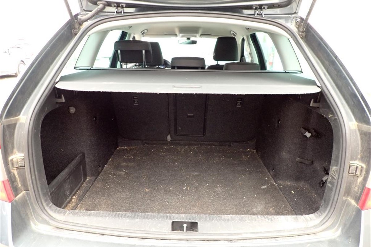 Škoda Octavia Combi 1.6 TDi Business DSG7