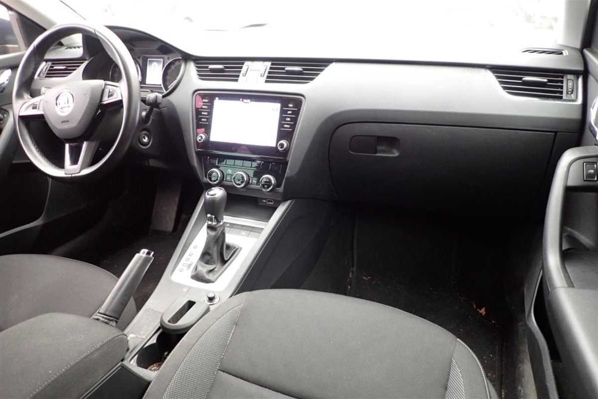 Škoda Octavia Combi 1.6 TDi Business DSG7