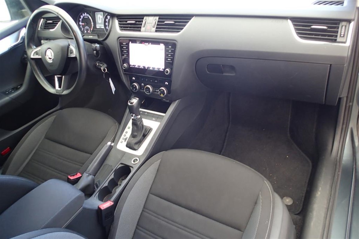 Škoda Octavia Combi 1.6 TDi Business DSG7