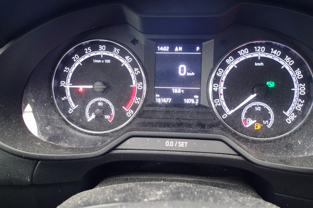 Škoda Octavia Combi 1.6 TDi Business DSG7