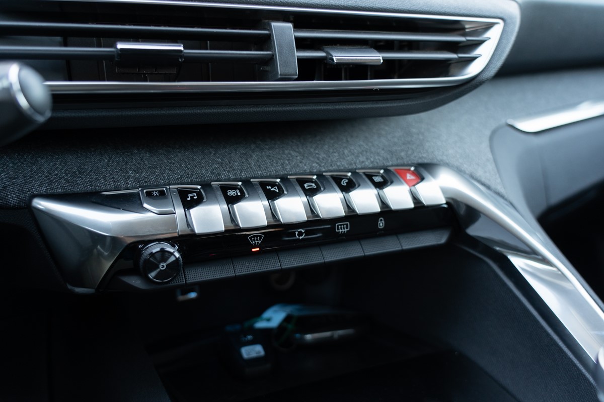 Peugeot 5008 2,0 BlueHDI 