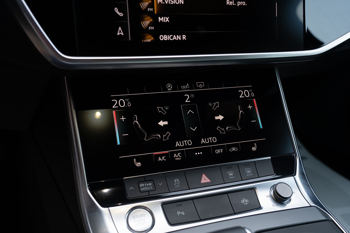 Audi A6
 45 TDI Quattro S-tronic