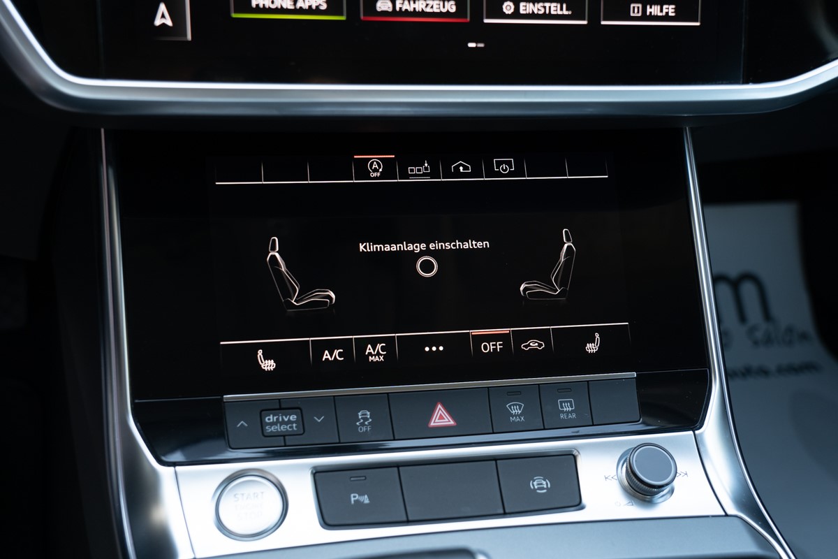 Audi A6
 40 TDi S-tronic