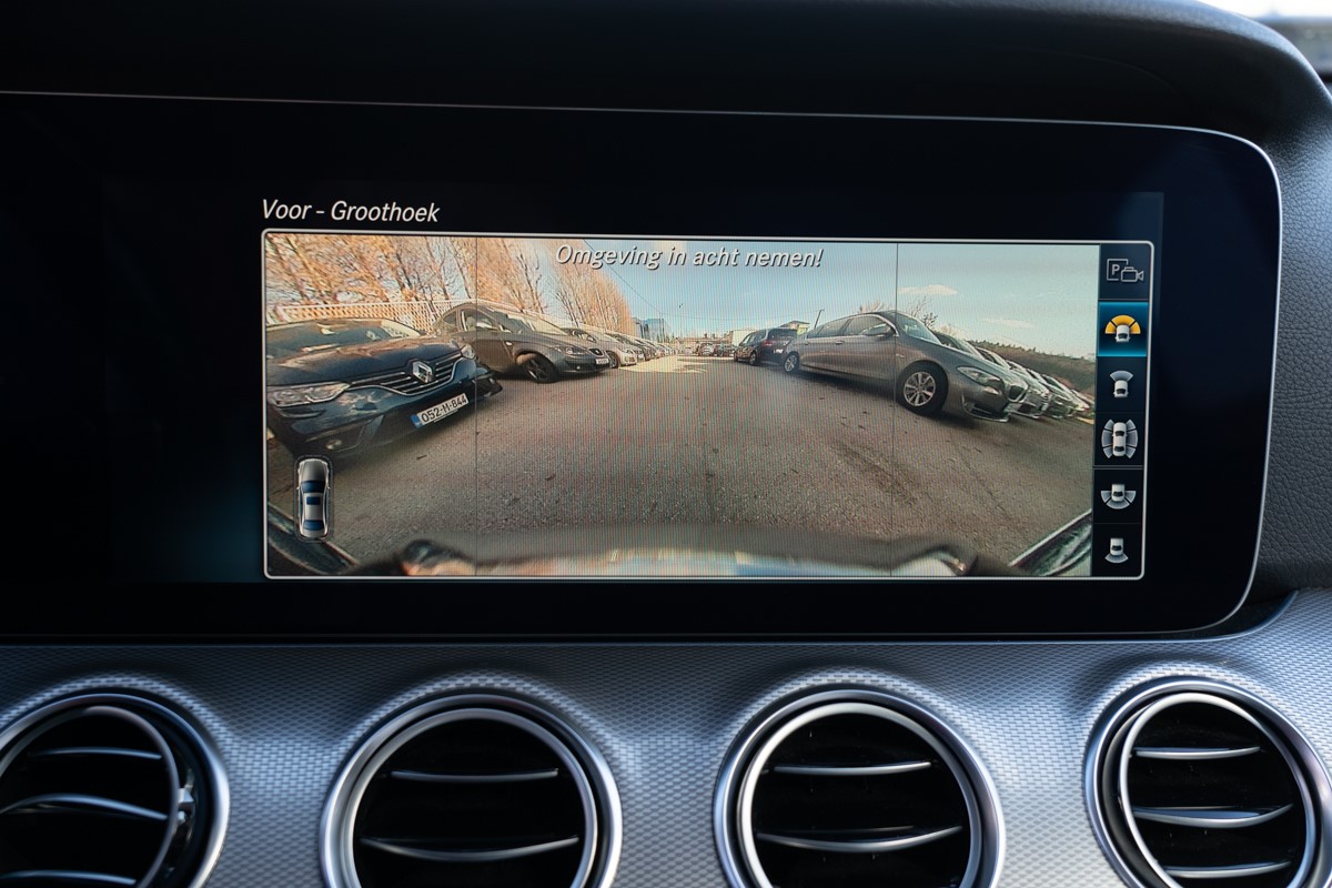 Mercedes-Benz E-Class
 200 D Business Solution