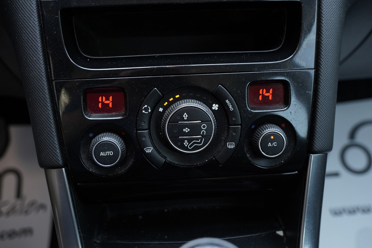 Peugeot 308 1,6 HDI