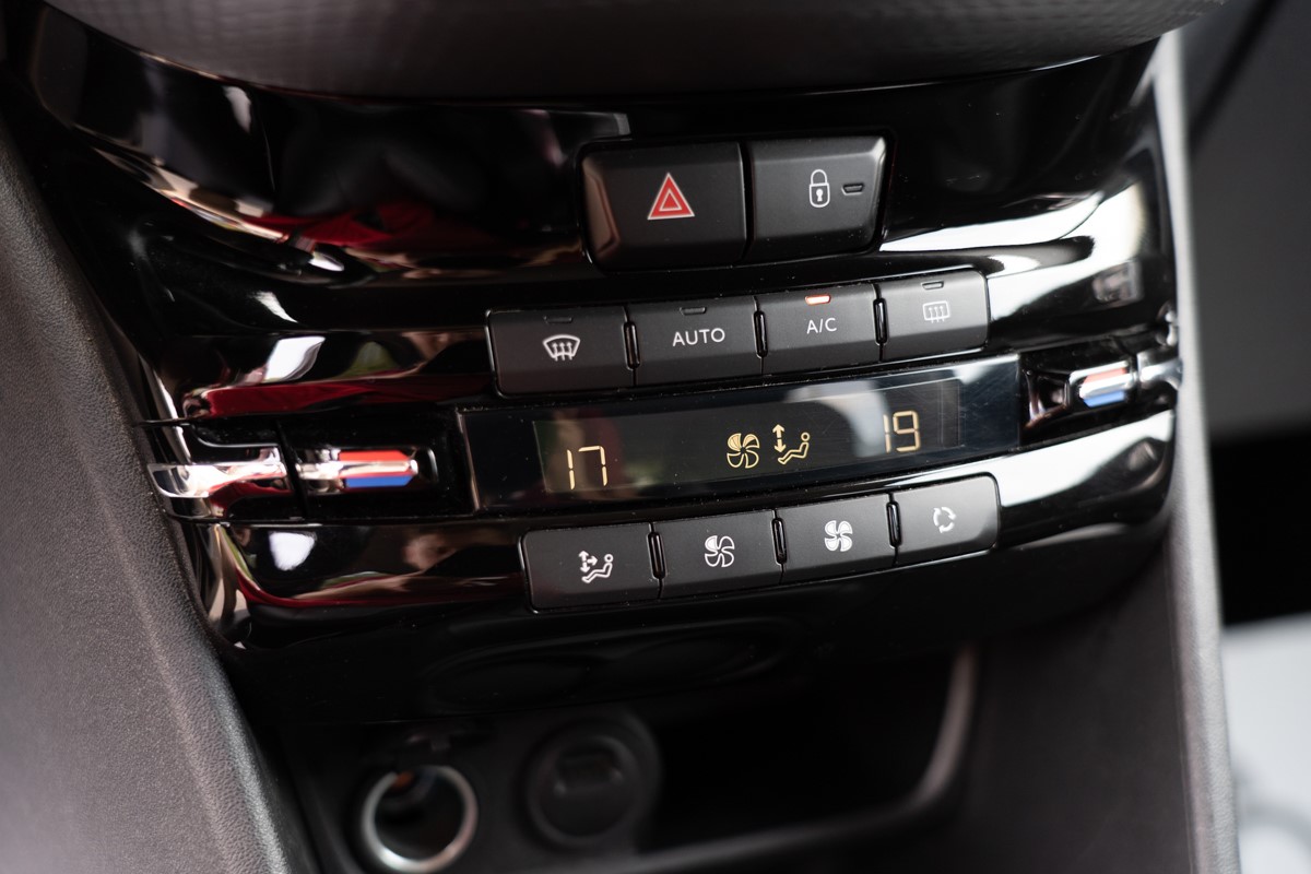 Peugeot 2008 1.5 BLUEHDI