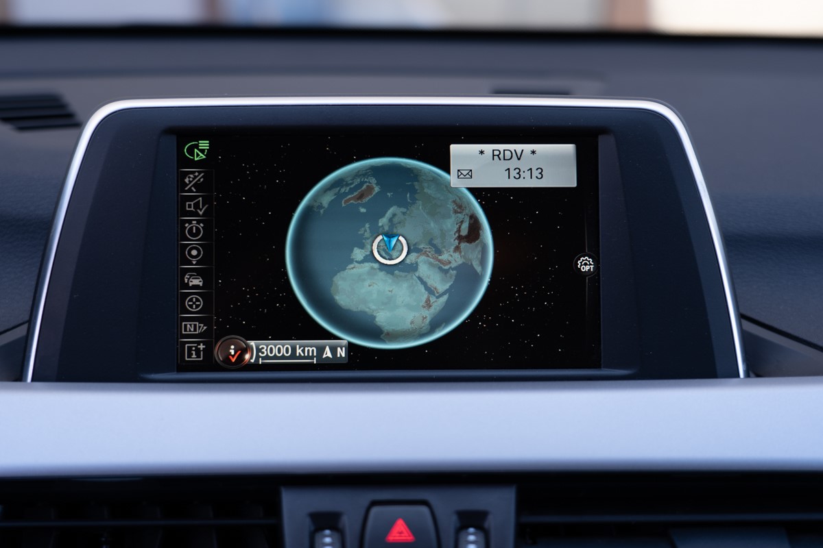 BMW
 X1 sDrive 18d