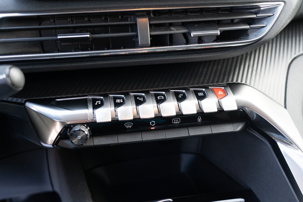 Peugeot 3008 1,5 BlueHDI