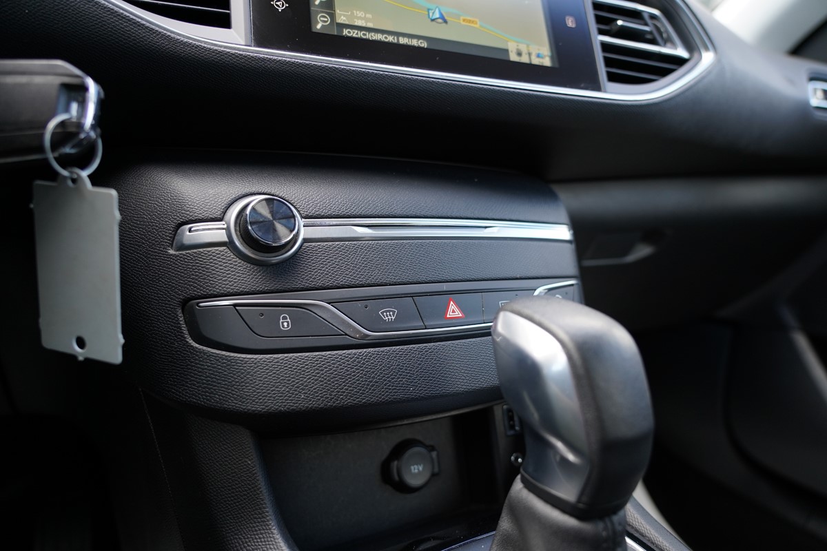Peugeot 308 1,6 BlueHDI