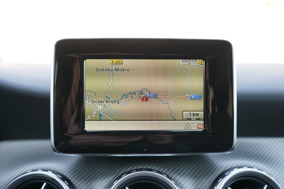 Mercedes-Benz GLA 180 CDI LEASE EDITION 
