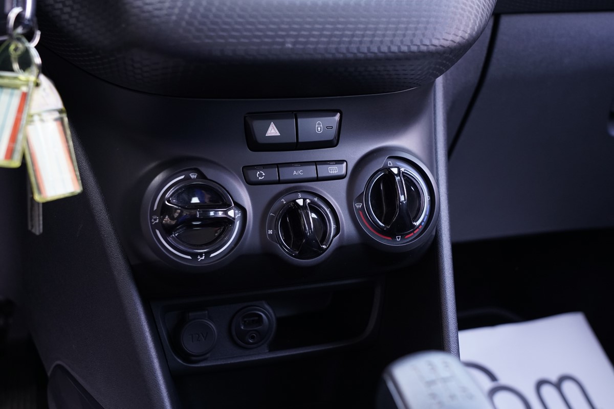 Peugeot 2008 BUSINESS 1.6 HDI