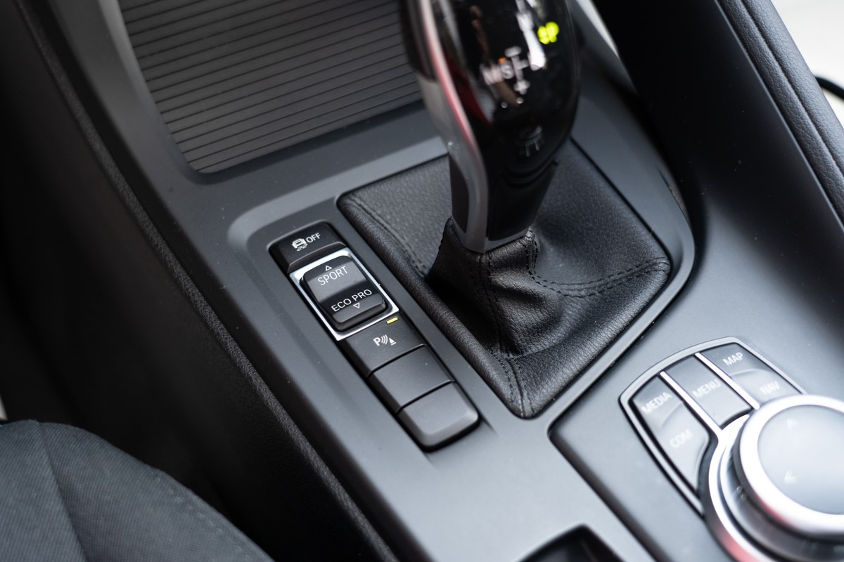 BMW
 X1 SDRIVE 16D