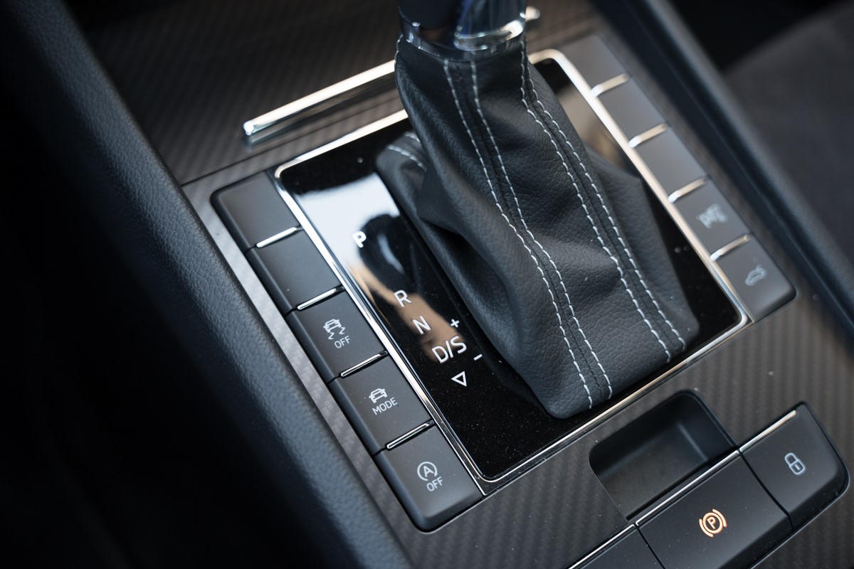Škoda Superb 2.0 TDI DSG 200KS SPORTLINE