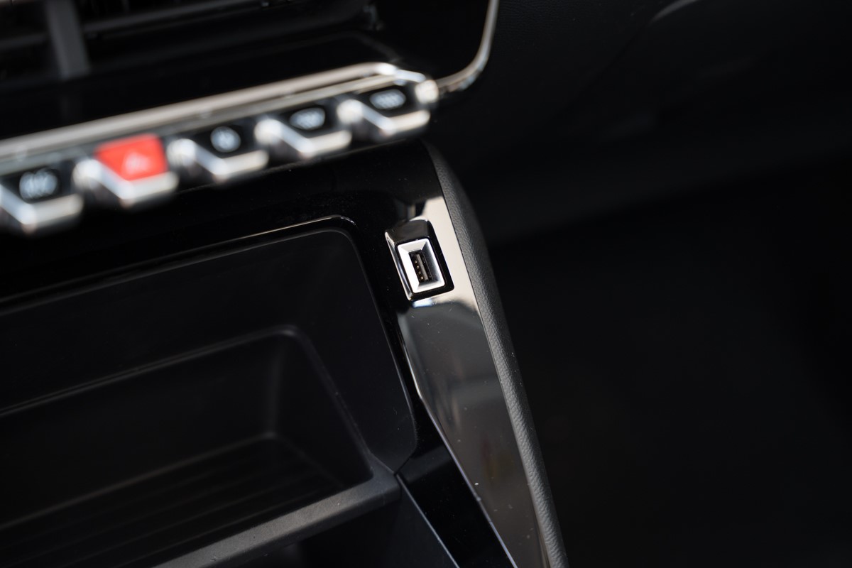 Peugeot 208 1.5 BlueHDI