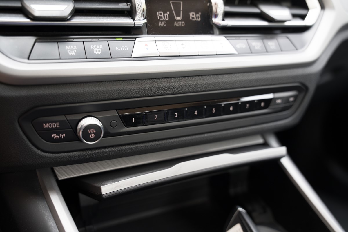 BMW
 3-Series 318 D
