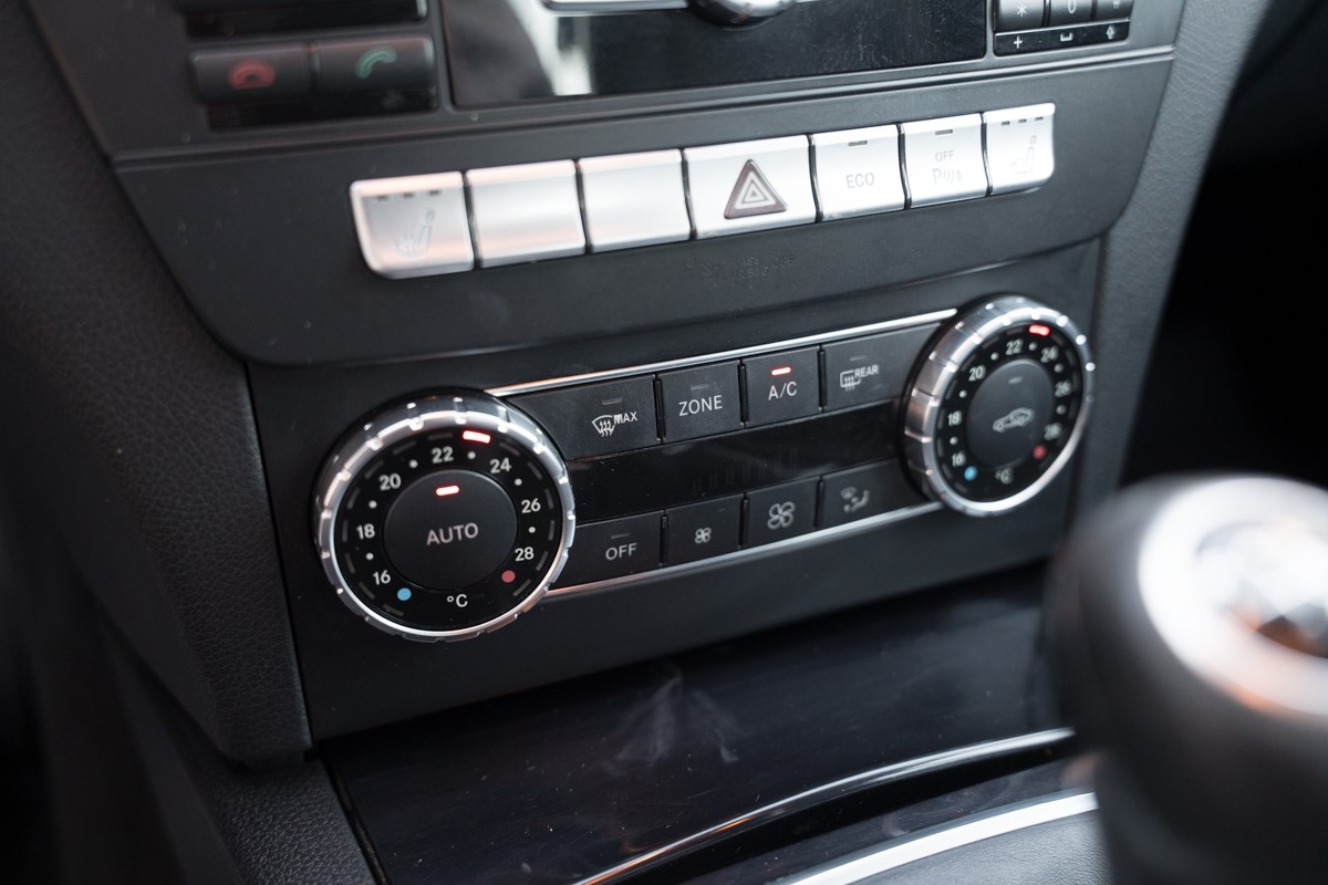 Mercedes-Benz C-Class
 180 CDI