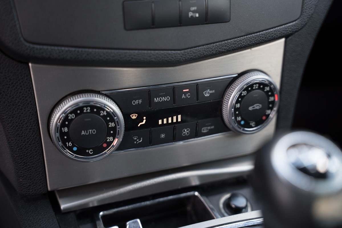 Mercedes-Benz C-Class
 200 CDI 