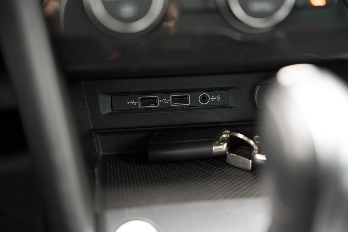 Volkswagen Tiguan
 2.0 TDI DSG 4MOTION