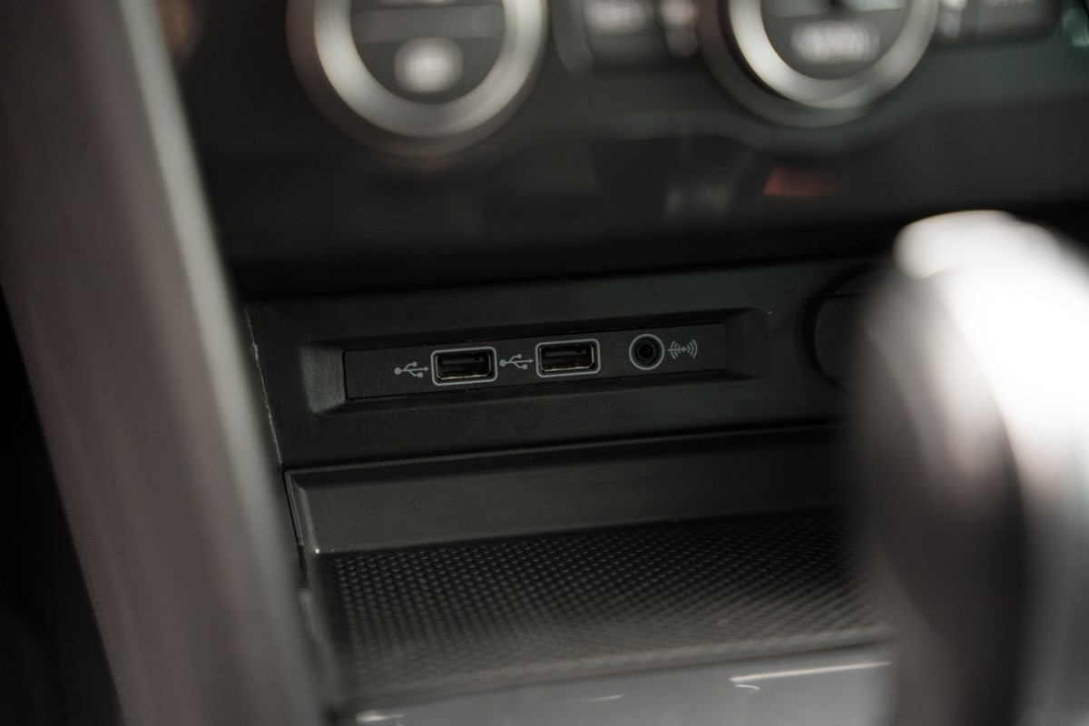 Volkswagen Tiguan
 2.0 TDI DSG 4MOTION