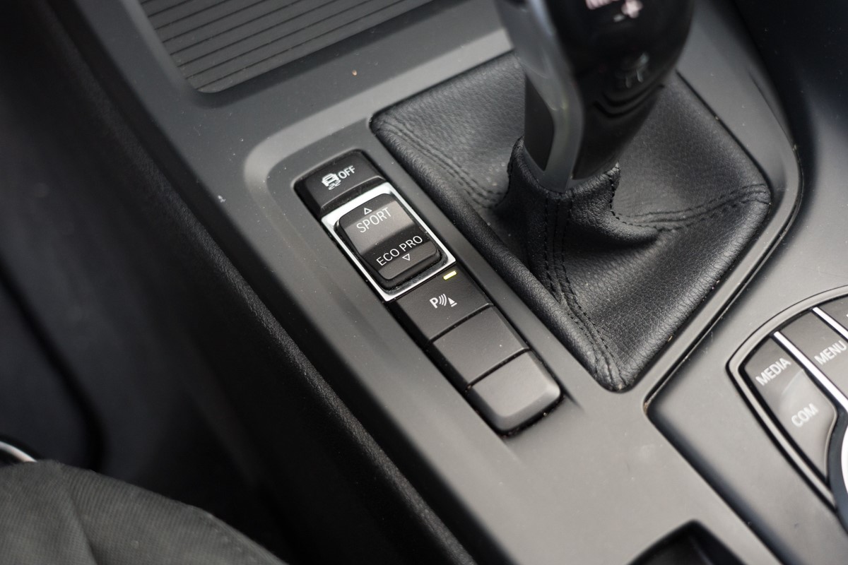 BMW
 X1 1.8 D