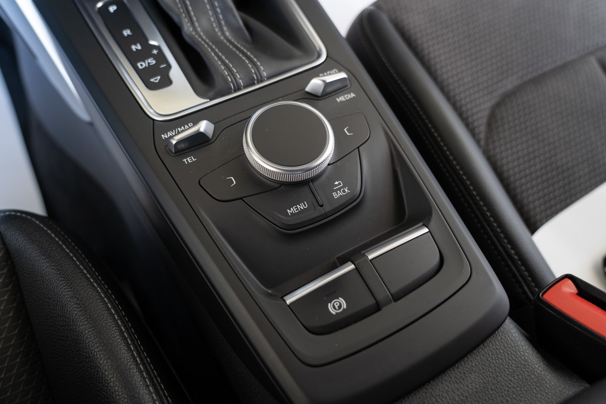 Audi Q2 2,0 TDI Quatrro Sline