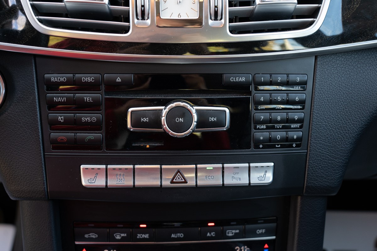 Mercedes-Benz E-Class
 E-350