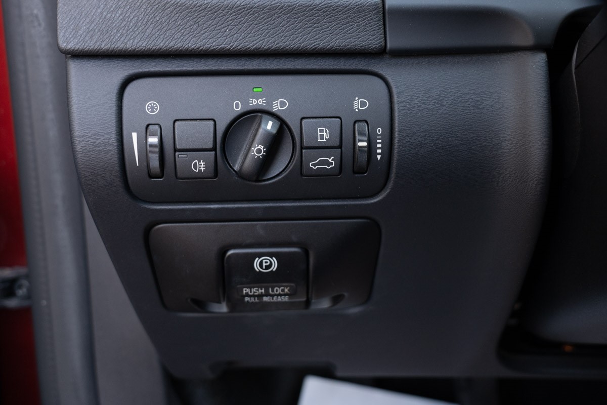 Volvo
 V60 2,0 D