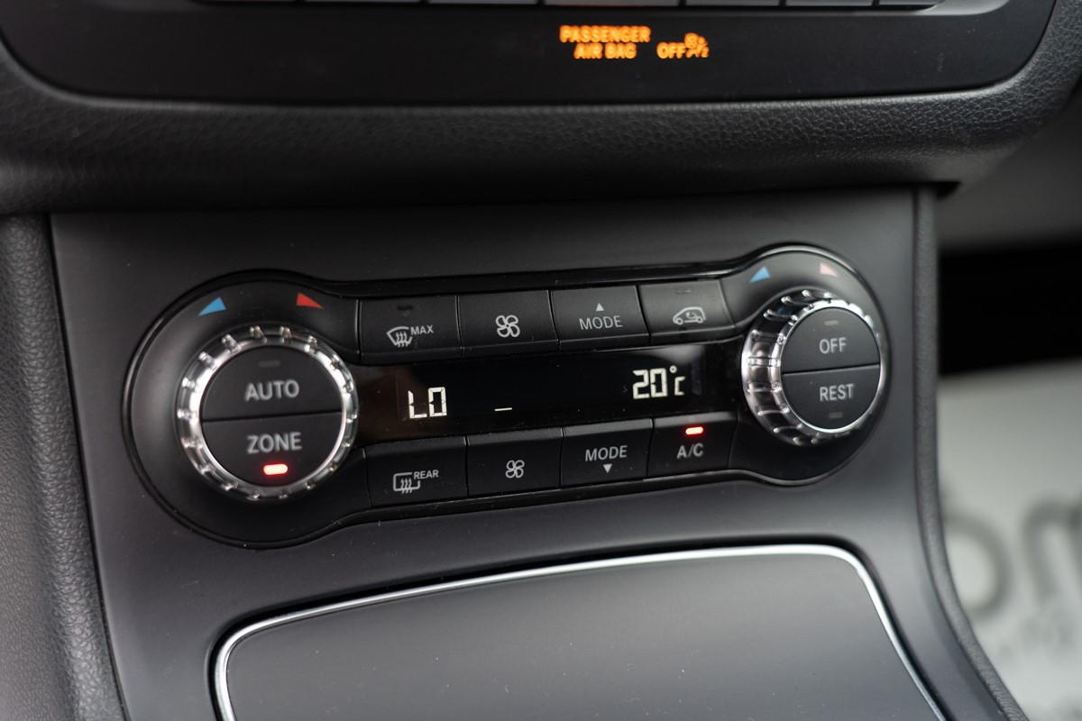 Mercedes-Benz B-Class 200d Business Executive Edition