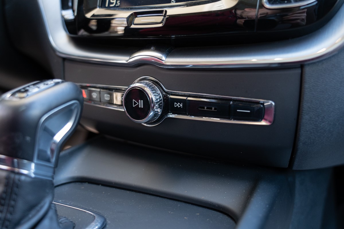 Volvo
 XC60 D4 190 CH
