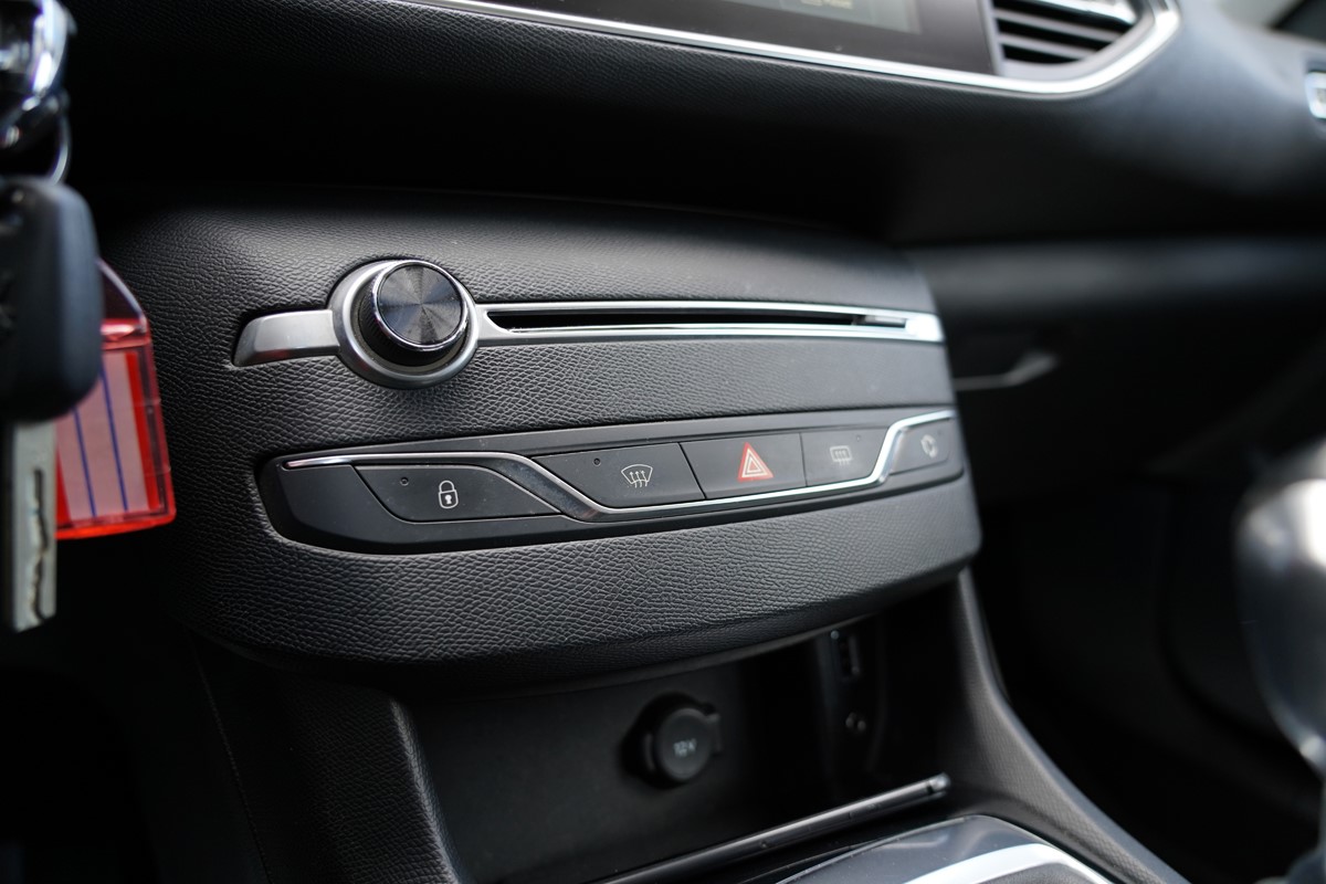 Peugeot 308 1,6 BlueHDI