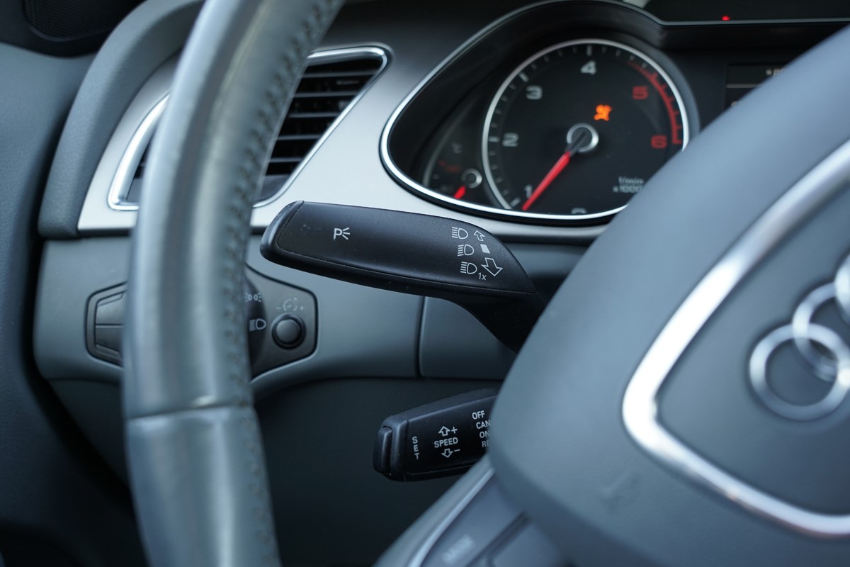 Audi A4
 2.0 TDI