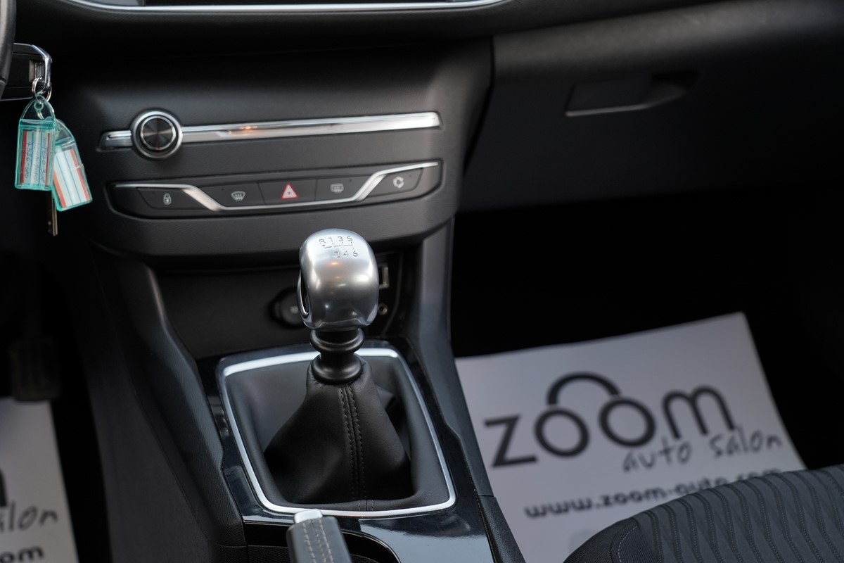 Peugeot 308 1,6 BlueHDI