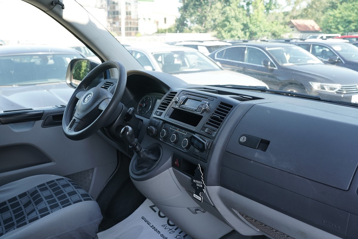 Volkswagen Transporter T5 2,0 TDI