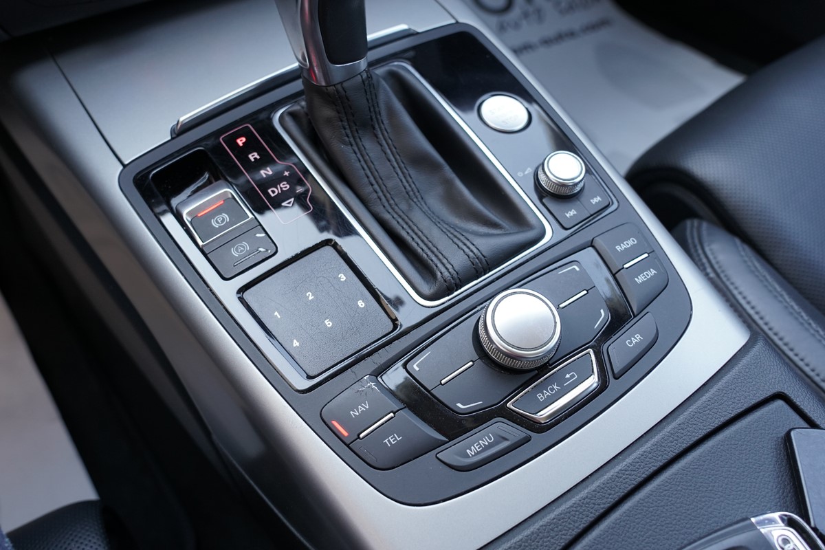 Audi A6
 3.0 TDI QUATTRO